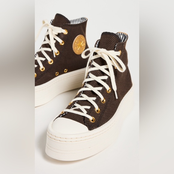 Converse. Chuck Taylor All Star Lift Sneakers. Size 6.5. - Picture 1 of 9